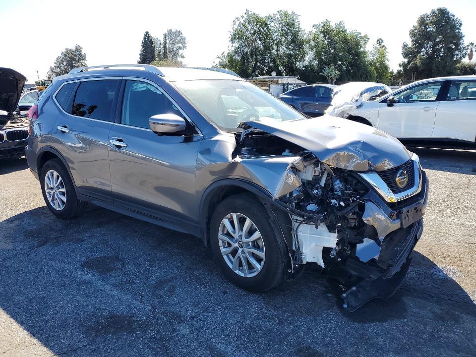 2018 Nissan Rogue sv