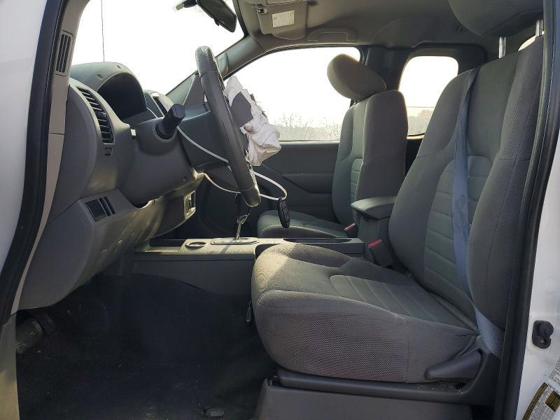 2020 Nissan Frontier s