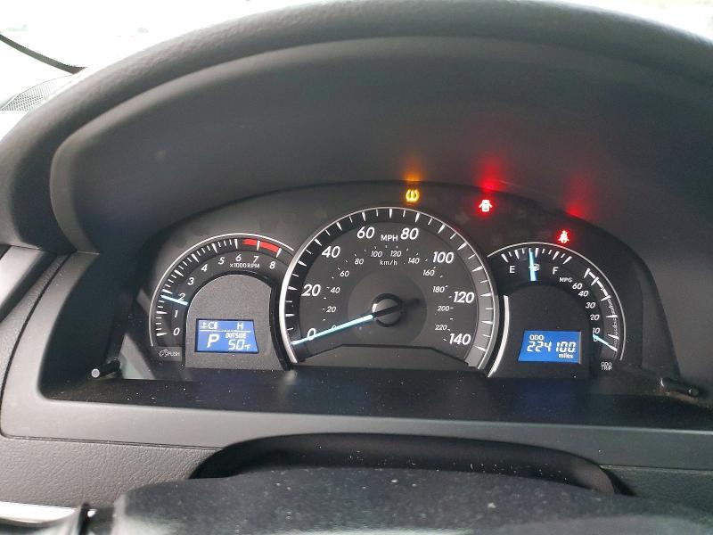 2012 Toyota Camry le