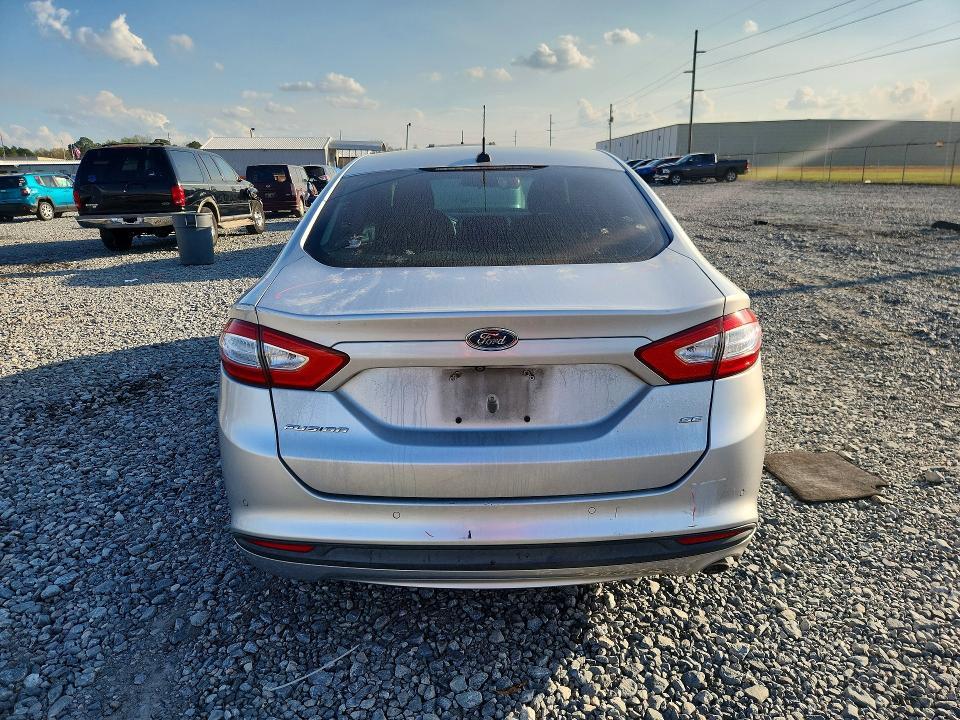 2016 Ford Fusion se