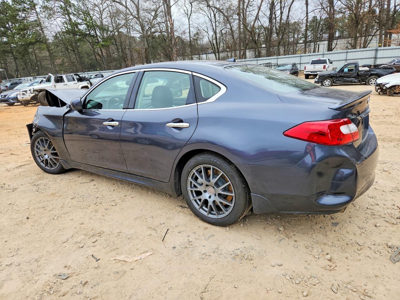 2011 Infiniti M37 Base
