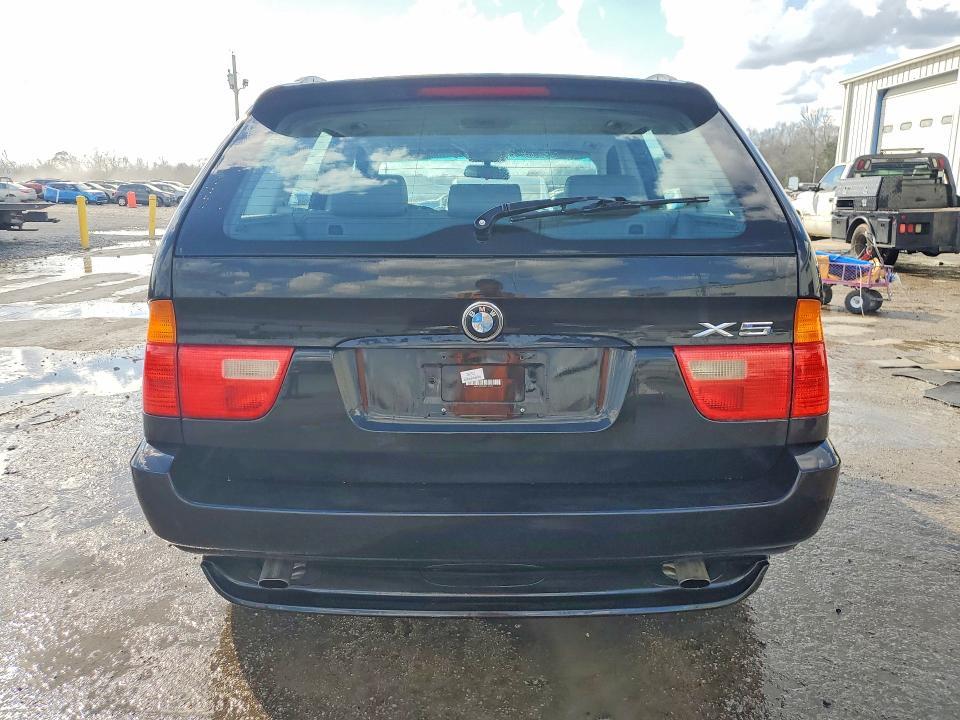 2002 BMW X5 3.0i