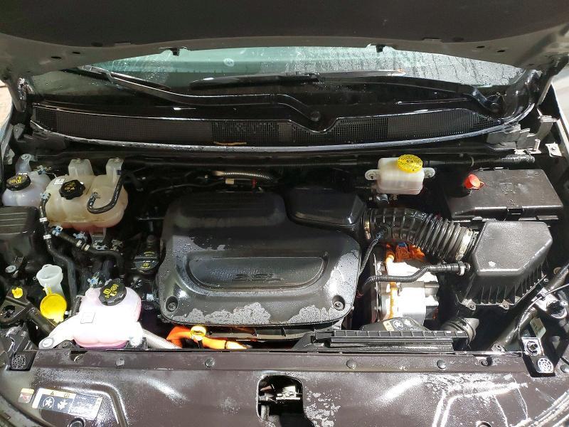 2025 Chrysler Pacifica Hybrid Select
