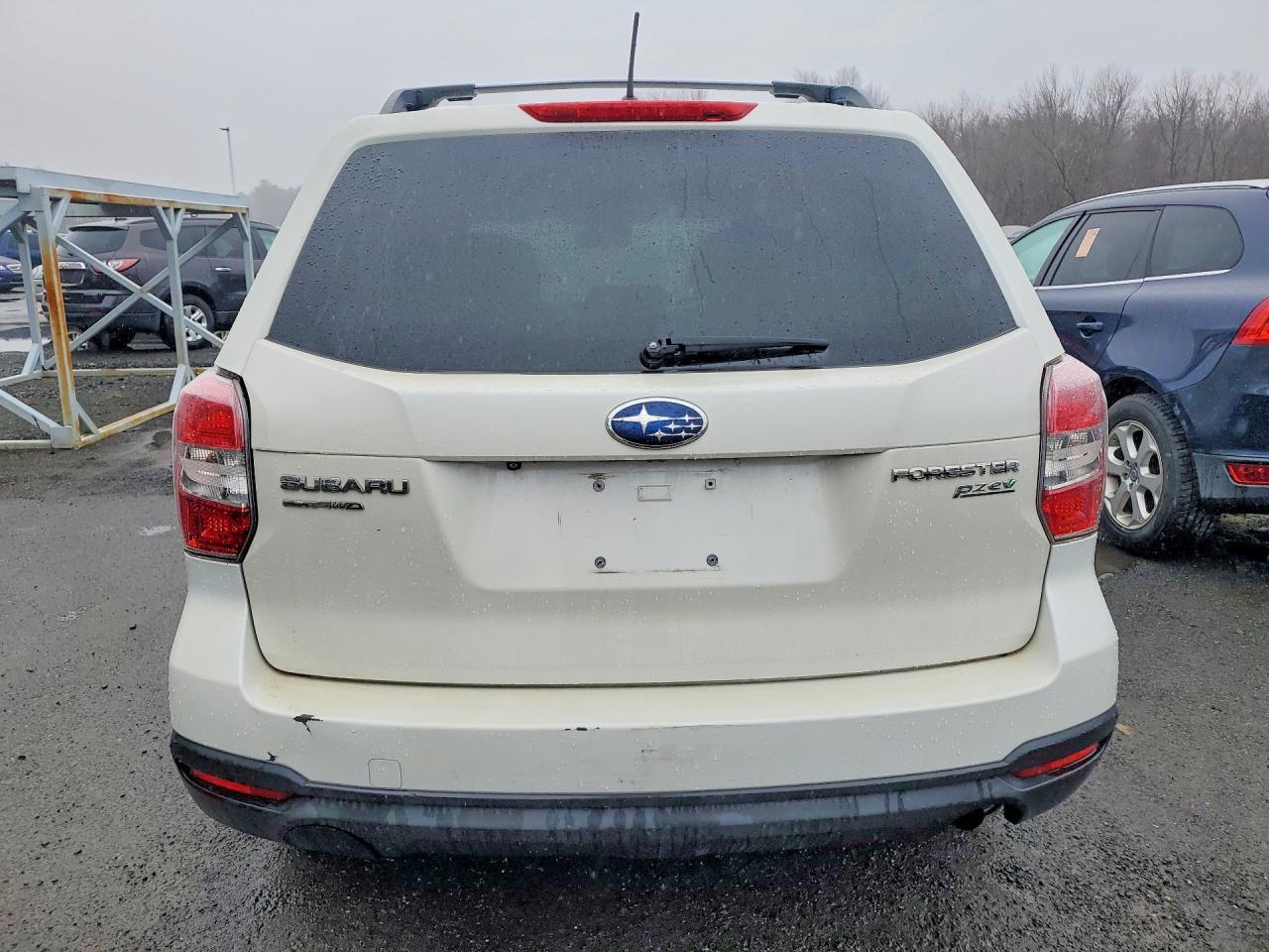 2015 Subaru Forester 2.5i