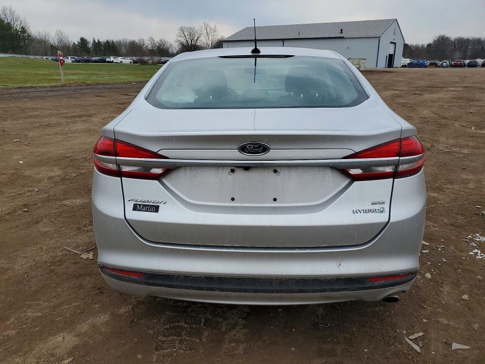 2018 Ford Fusion se Hybrid