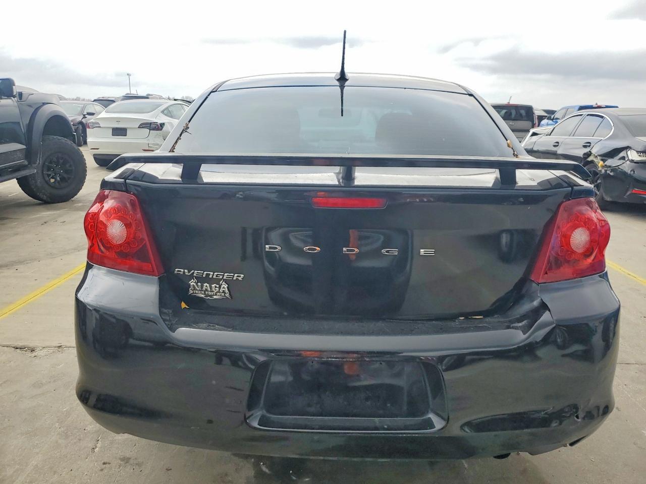 2014 Dodge Avenger se