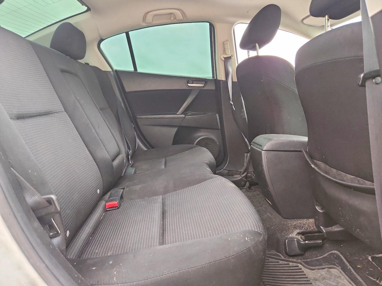 2012 Mazda 3 I