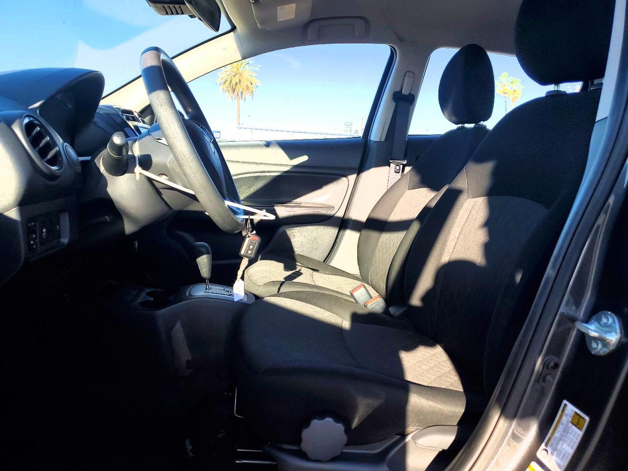 2024 Mitsubishi Mirage es