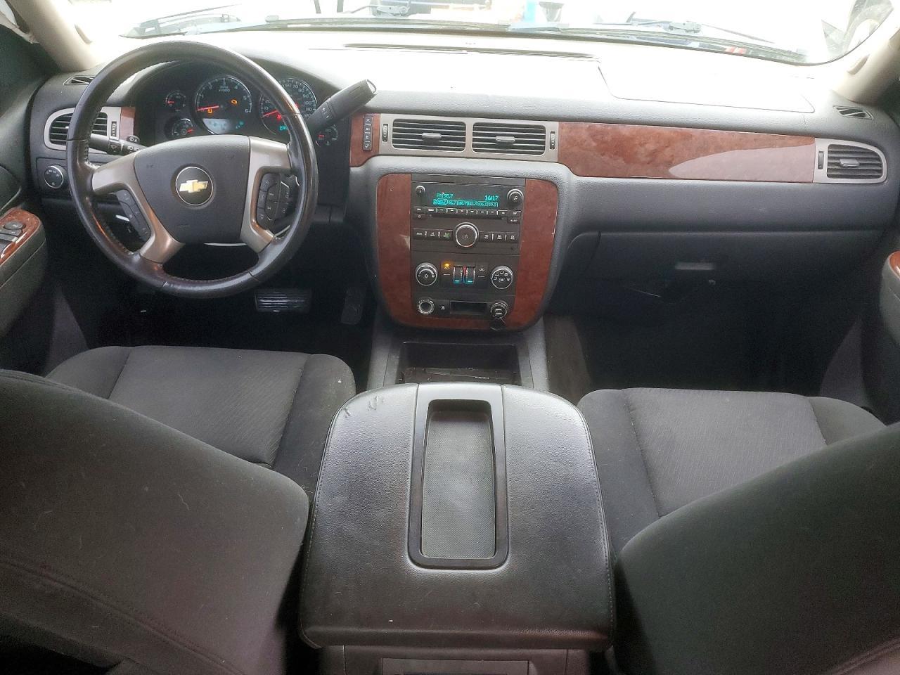 2011 Chevrolet Avalanche LS