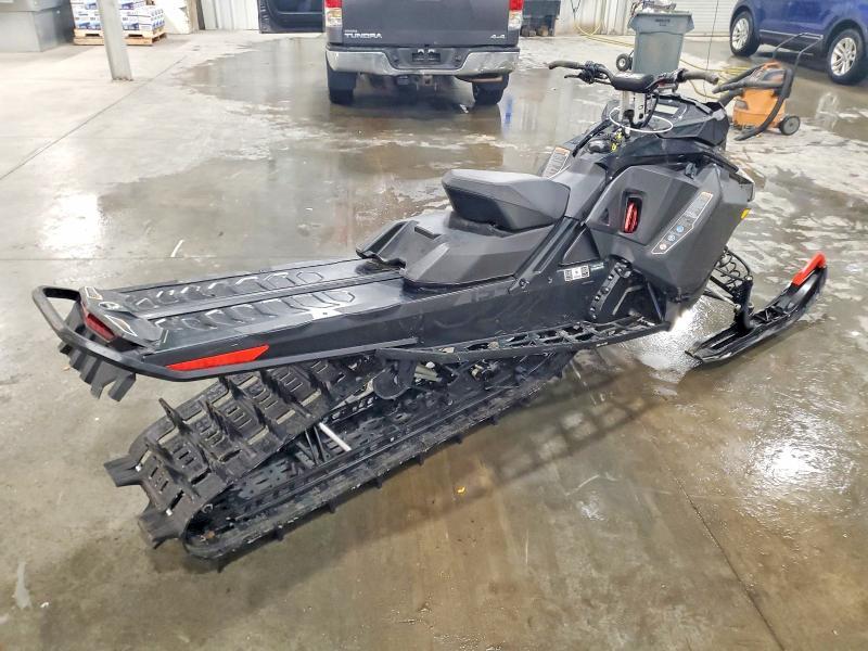 2021 Skidoo Summit SP E-TEC 850
