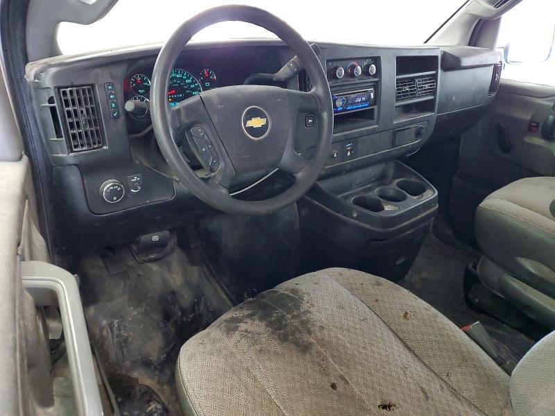 2018 Chevrolet Express BOX Truck