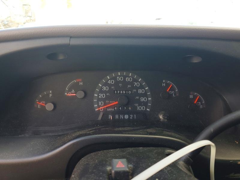 1999 Ford Econoline E350 Super Duty Wagon