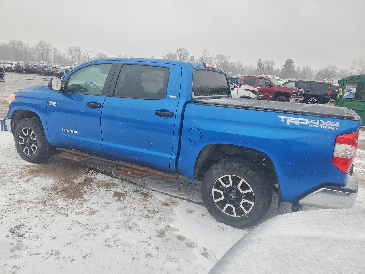 2017 Toyota Tundra SR5