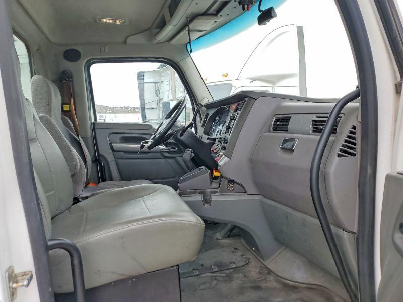 2017 Kenworth T680 Semi Truck