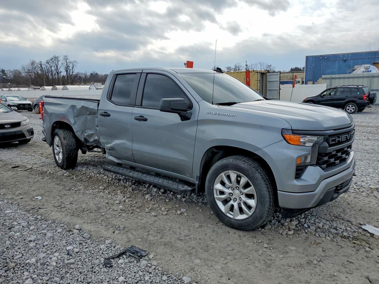 2024 Chevrolet Silverado K1500 Custom