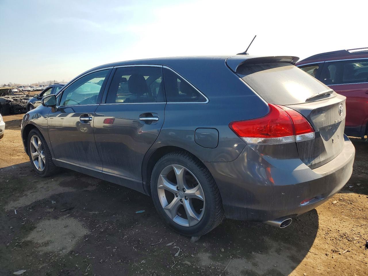 2009 Toyota Venza awd V6