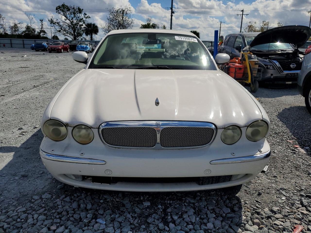 2006 Jaguar XJ8 l