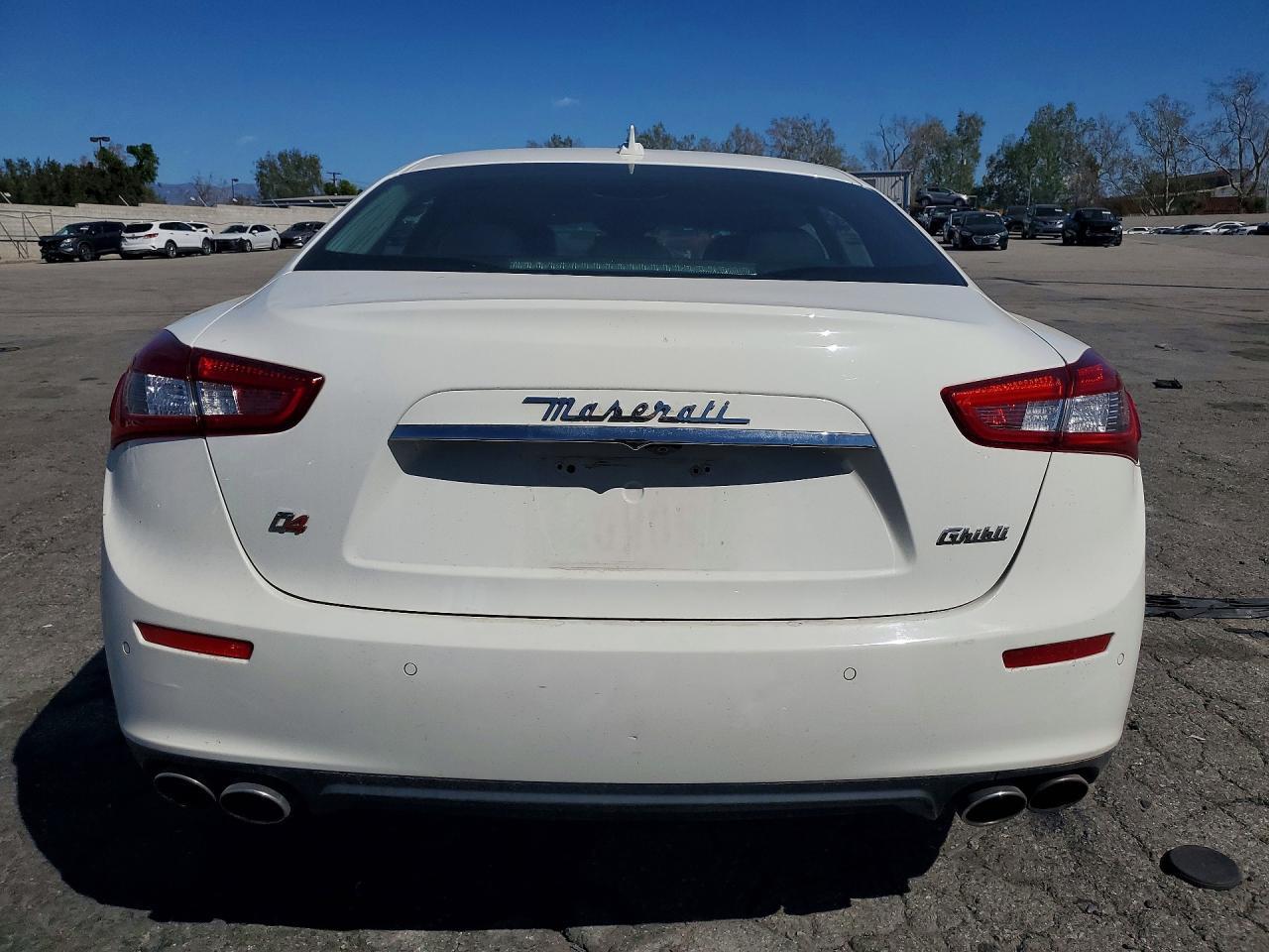 2014 Maserati Ghibli s