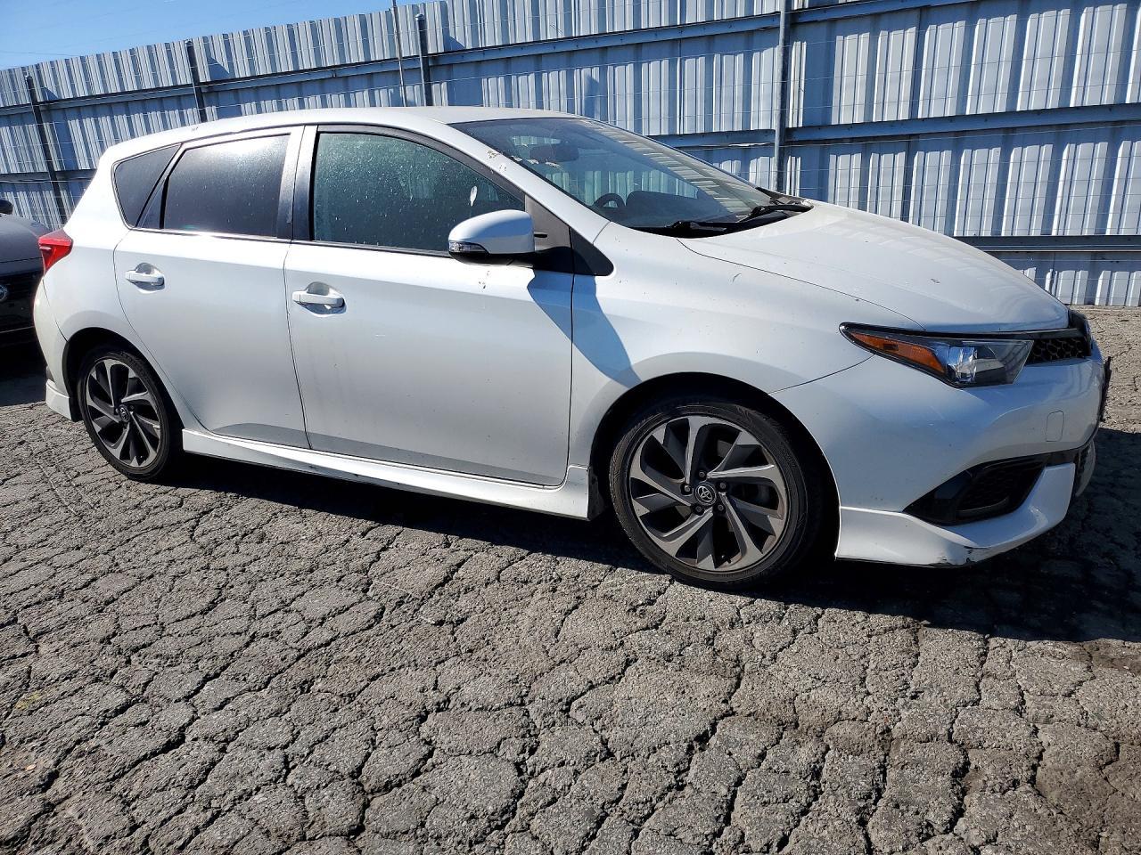 2017 Toyota Corolla im Base