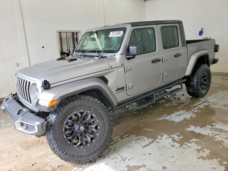 2020 Jeep Gladiator Sport