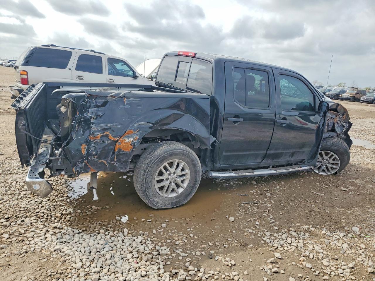2020 Nissan Frontier SV