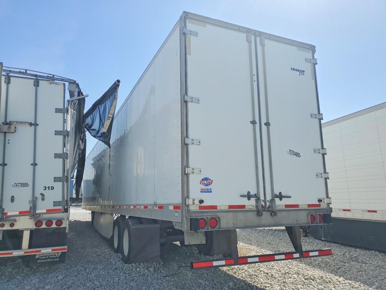 2017 Utility VS2DX DRY Van Trailer