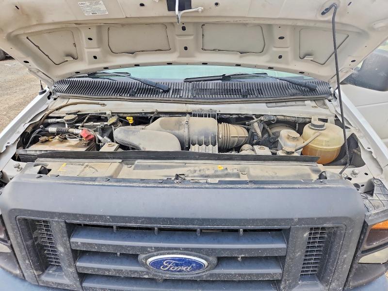 2014 Ford Econoline E250 van