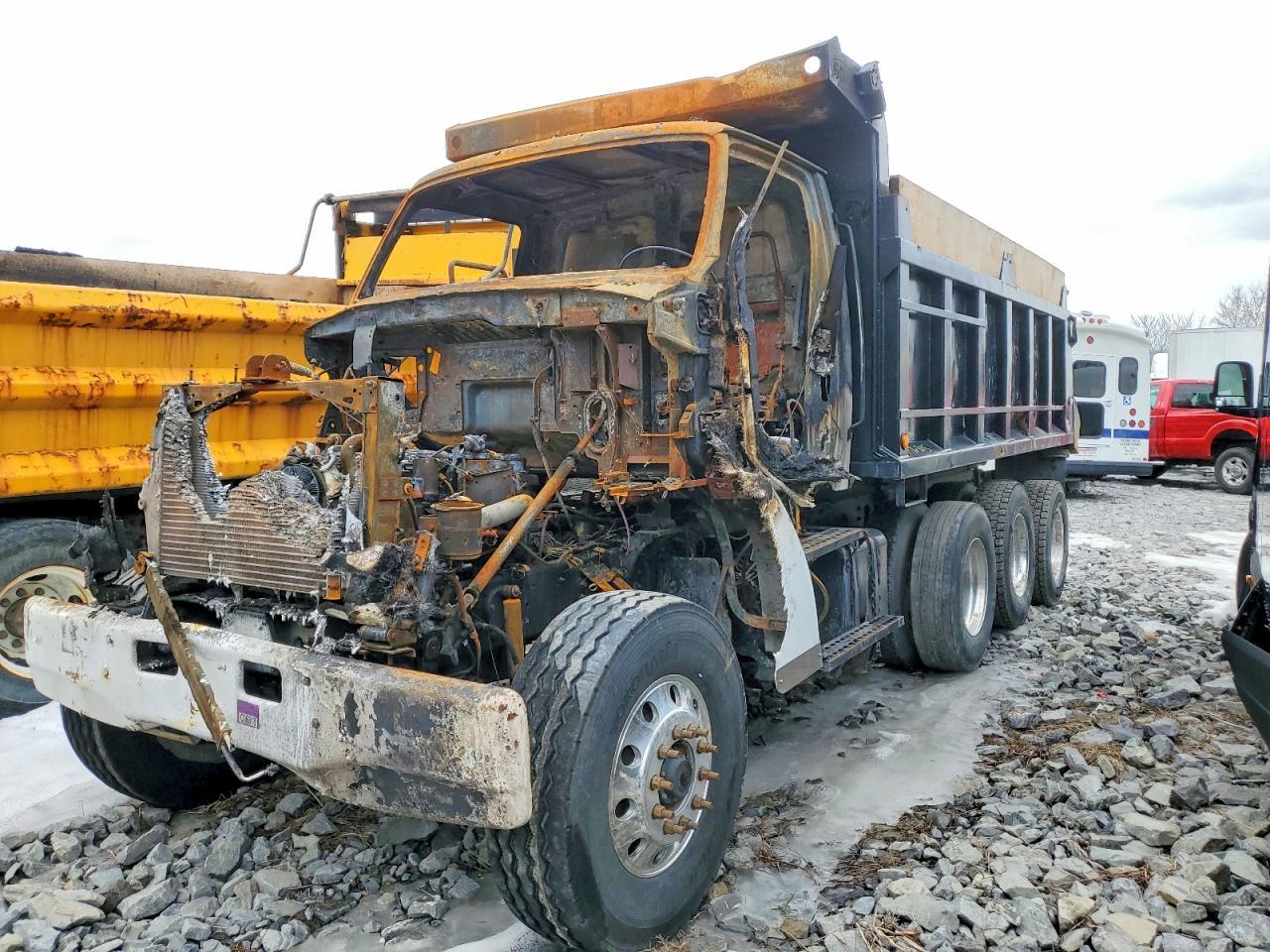 2000 Sterling LT 8500