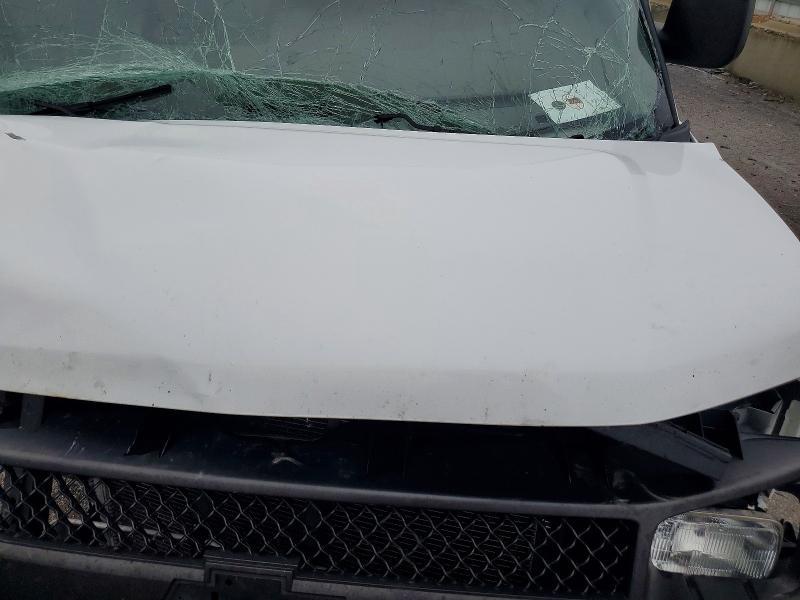 2017 Chev Express G2500