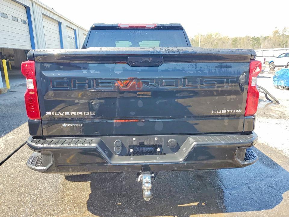 2024 Chevrolet Silverado K1500 Trail Boss Custom