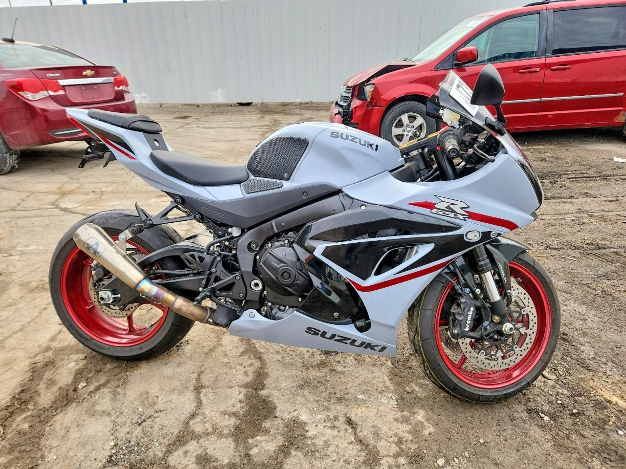 2024 Suzuki GSX-R1000