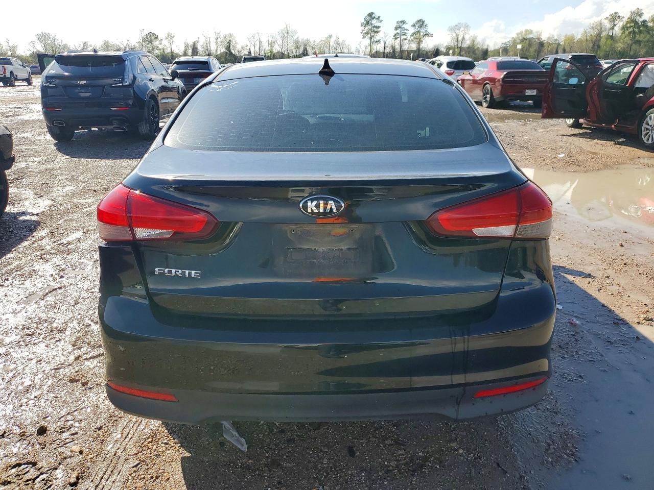 2017 KIA Forte lx