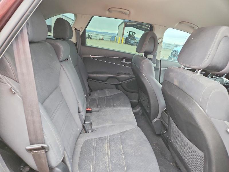 2016 KIA Sorento lx