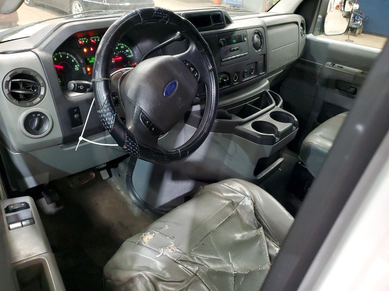 2011 Ford Econoline E250 van