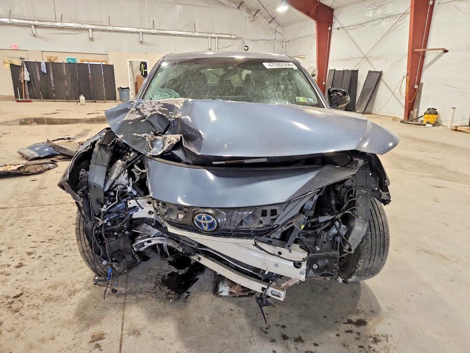 2022 Toyota Venza le