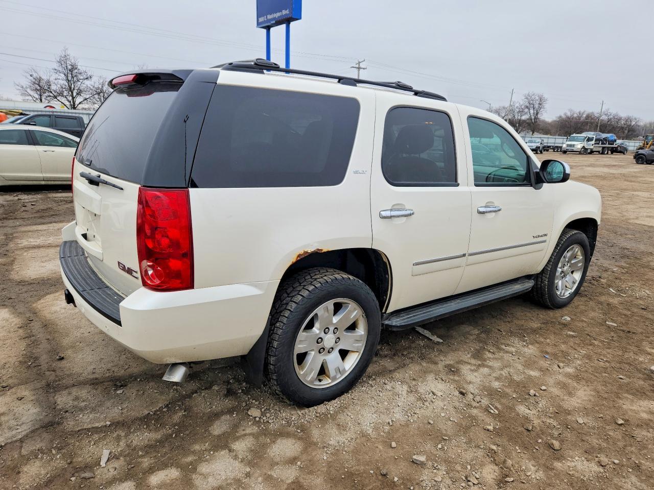 2013 GMC Yukon slt