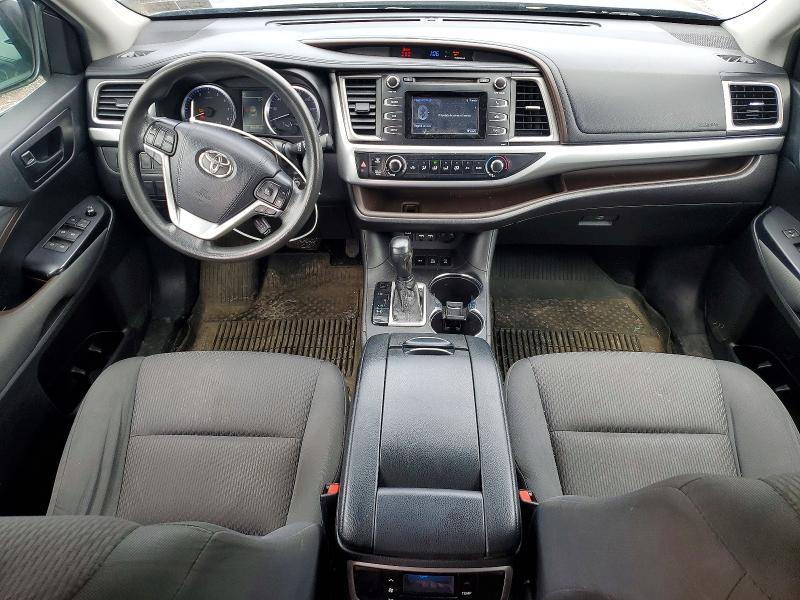 2019 Toyota Highlander le