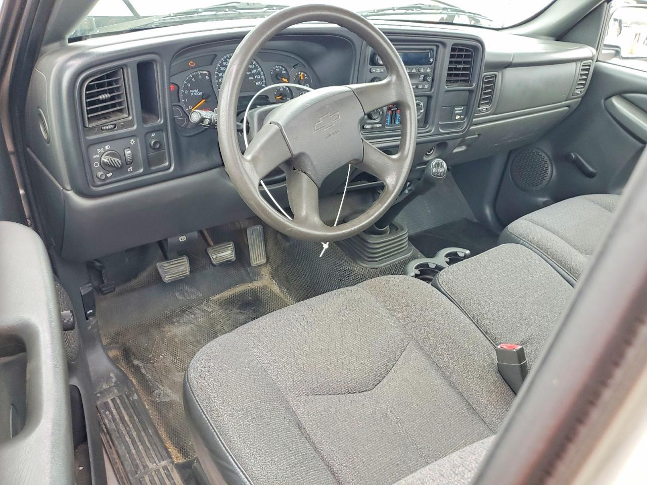 2004 Chevrolet Silverado C1500