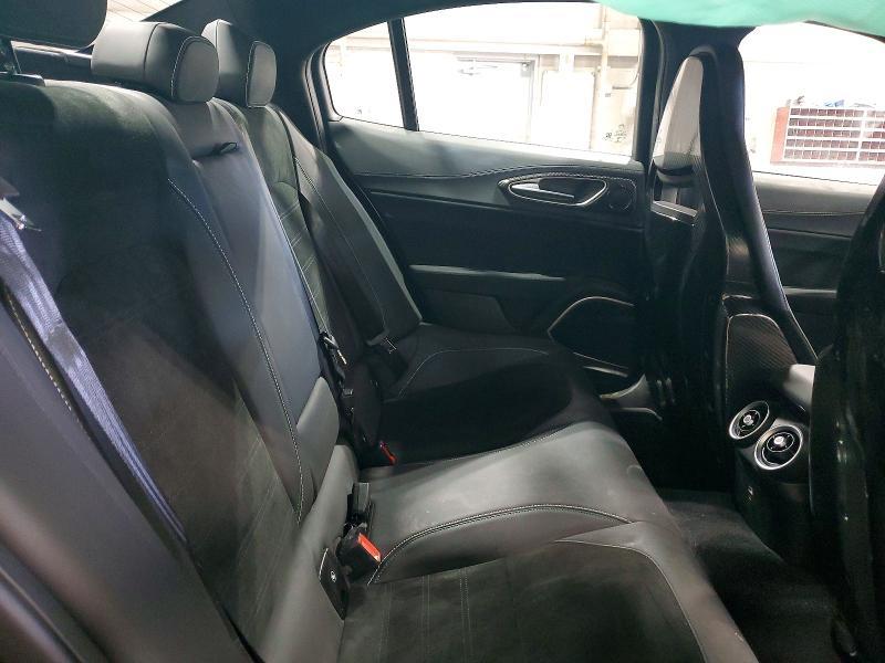 2023 Alfa Romeo Giulia Quadrifoglio