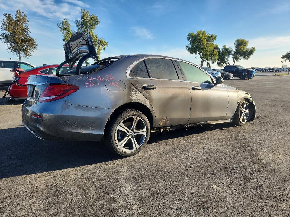 2019 Mercedes-Benz E 300