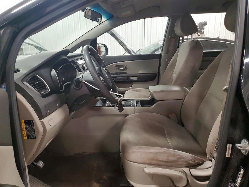 2015 KIA Sedona l