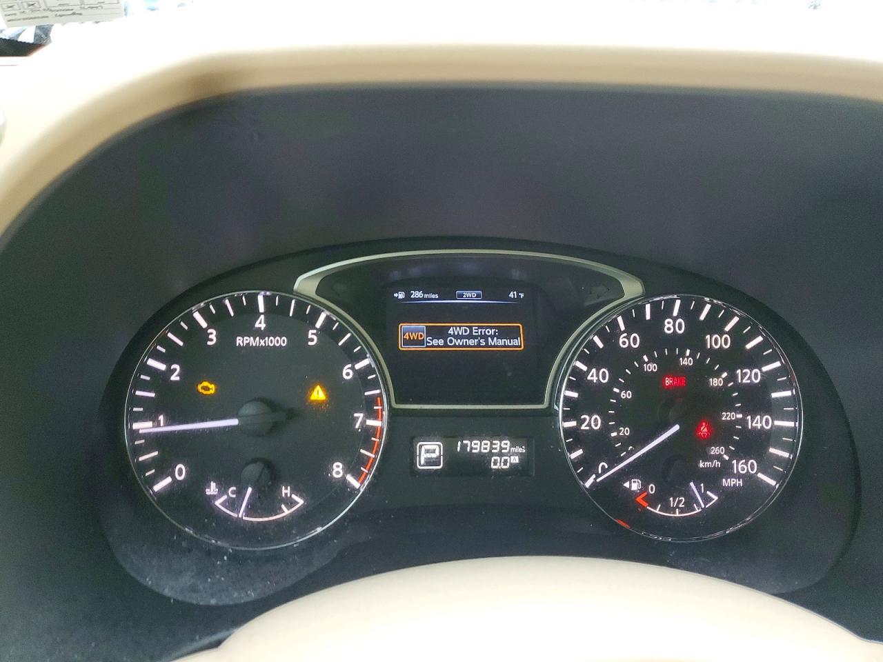 2013 Nissan Pathfinder s