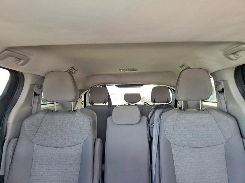 2024 Toyota Sienna le 8-passenger