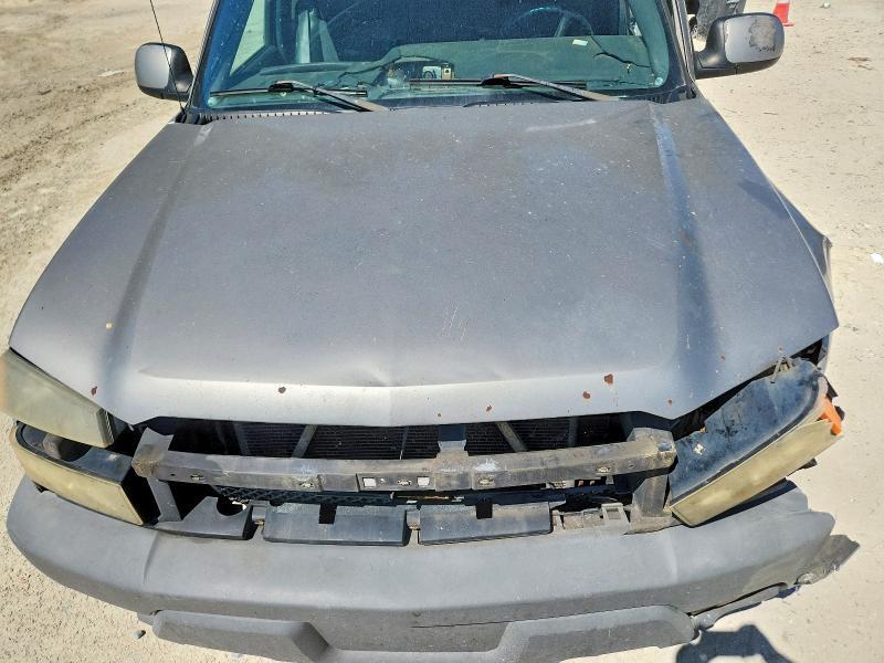 2002 Chevrolet Avalanche C1500