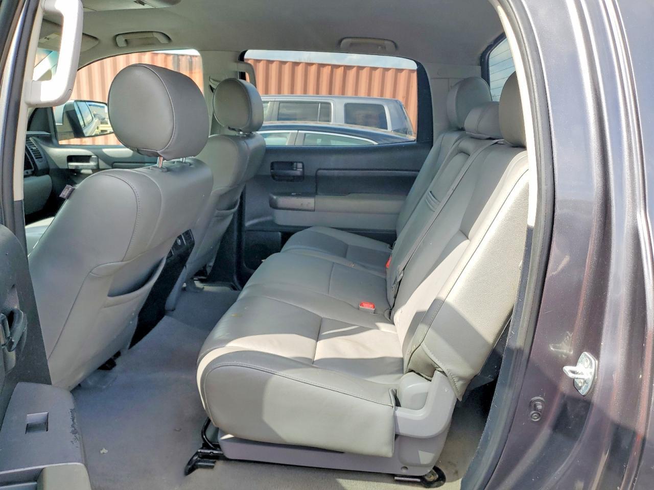 2011 Toyota Tundra Grade