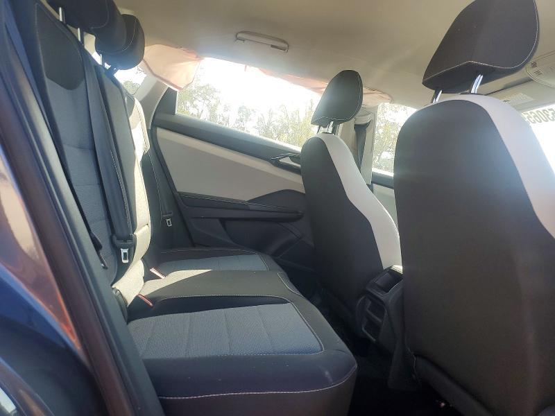 2025 Volkswagen Taos s