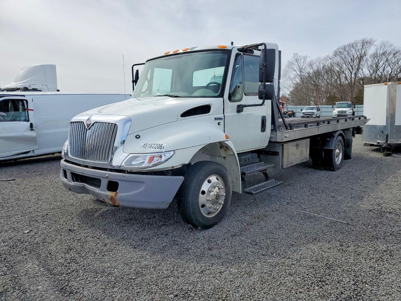 2009 International 4300 Rollback TOW Truck