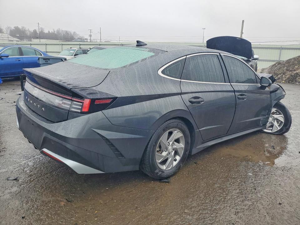 2025 Hyundai Sonata se