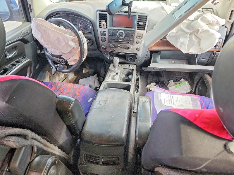 2015 Nissan Armada Platinum