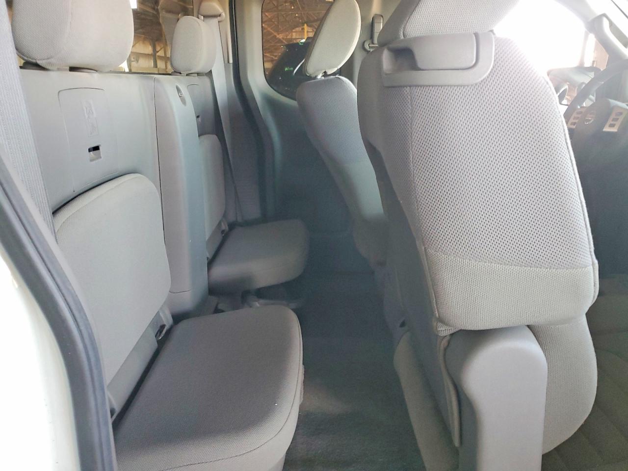 2014 Nissan Frontier S